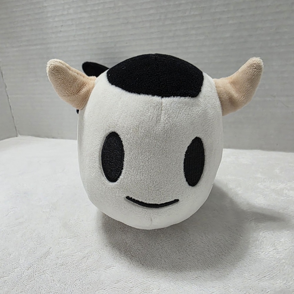 Aurora Tokidoki  Milk‎ Whale- 7.5 inch Plush Toy